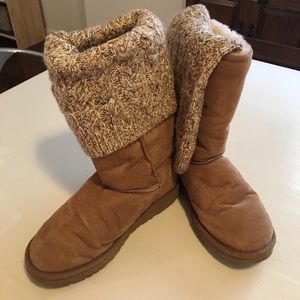 VGUC Ugg boots size 7 removable sweater top